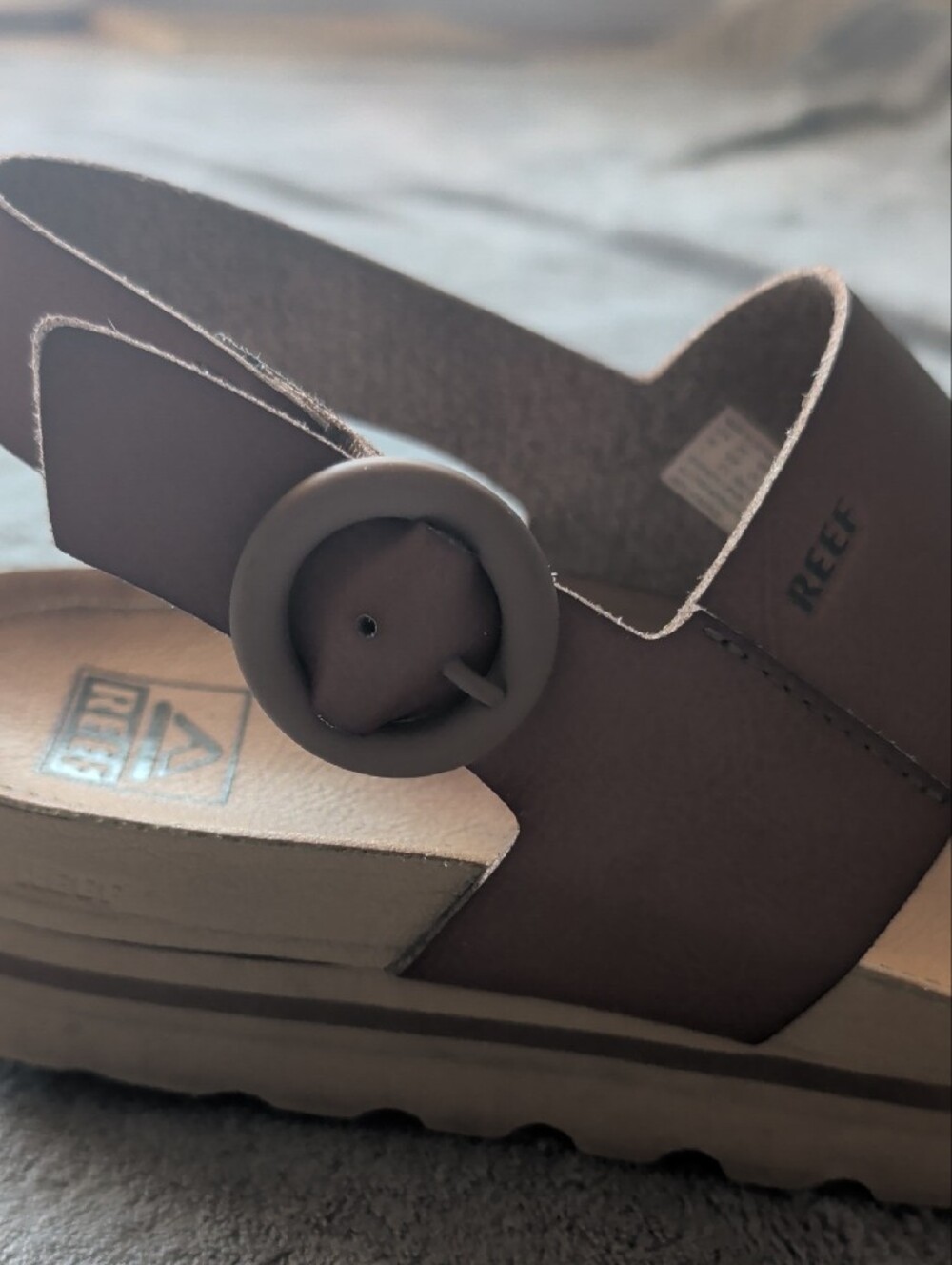 REEF Women's Vista Hi Buckle Platform Sandal - Picture 6 of 6